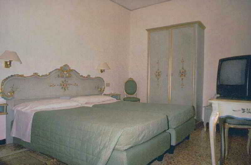 Hotel Serenissima Venice Exterior photo